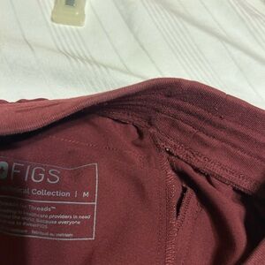 Figs Maroon Scrub Top